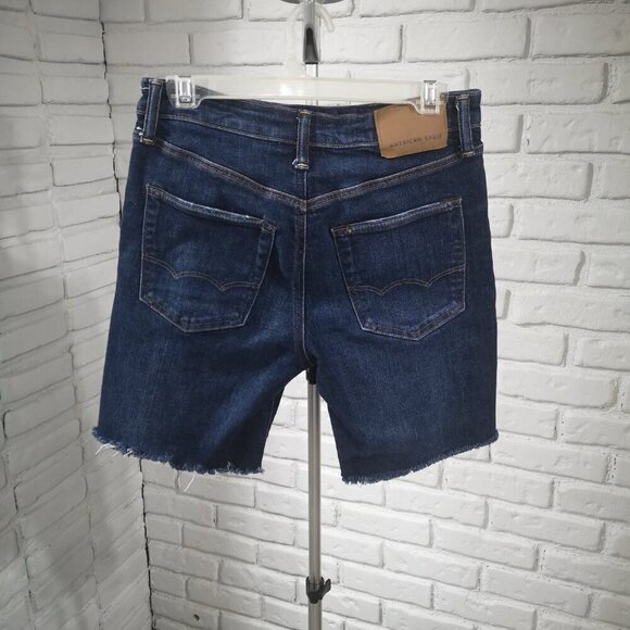 American Eagle Ne(x)t Level Ladies Size 28 Medium Wash Athletic Fit Jean Shorts - Picture 2 of 12